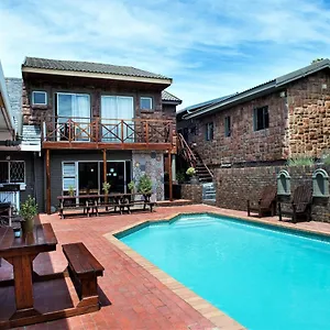 Hostel Lungile Backpackers